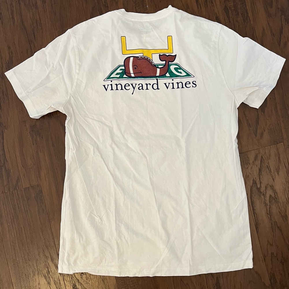 Boys Vineyard Vines White Football T-Shirt size XL
